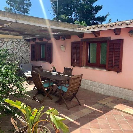 Casa Vacanze Lo Stagnone Da Rosita 마르살라 외부 사진